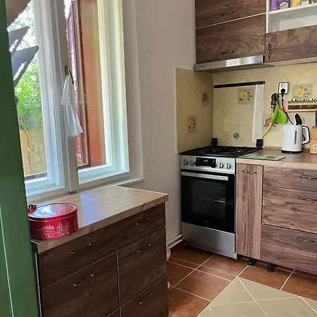 Ferienhaus Arnyas Lak *